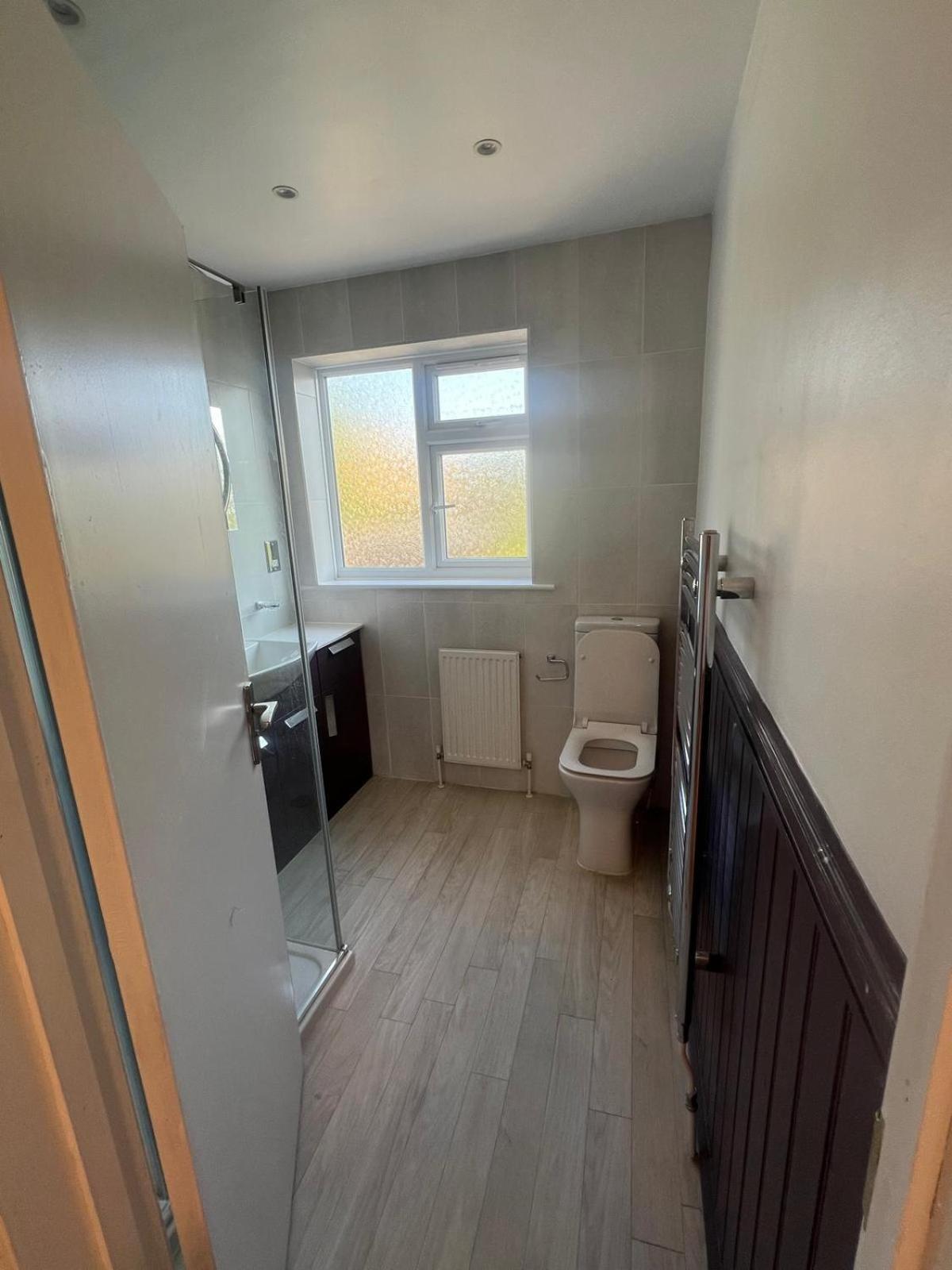 Good Priced Single Rooms In Northolt Extérieur photo